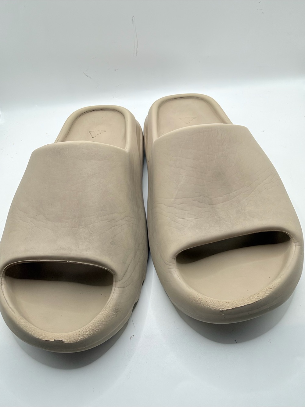 Yeezy Foam Slide Sandals in Light Beige